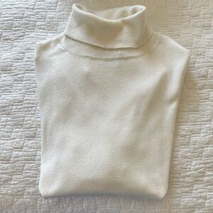 Amazon Essentials Cream Turtleneck Sweater